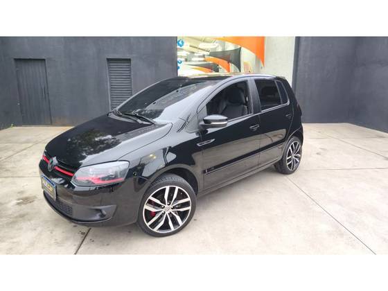 VOLKSWAGEN FOX 1.0 MI 8V FLEX 4P MANUAL VOLKSWAGEN FOX 1.0 MI 8V FLEX 4P MANUAL